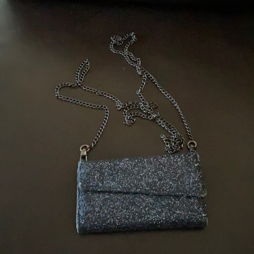 Typo iPhone 7 case phone holder wallet cross over.
